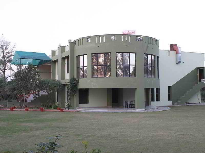 بهاراتبور Kadamb Kunj Resort المظهر الخارجي الصورة